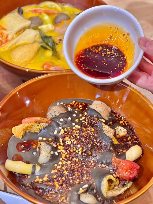 黑芝麻糊麻辣烫爆红！网红美食变黑暗料理，猎奇背后真好吃吗？